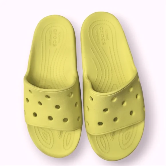 CROCS | Shoes | Crocs Unisex Classic Slides Vegan Sandals  display picture 3
